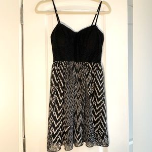 Three Pink Hearts | Black and White Print Spaghetti Strap Dress | Size M juniors